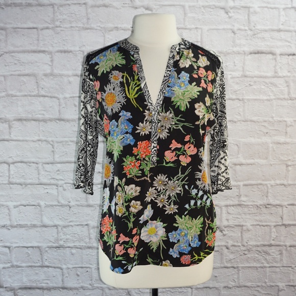 Anthropologie Tops - Anthropologie Tiny Floral Lacona Top ***